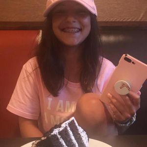 Meet your Posher, Ava